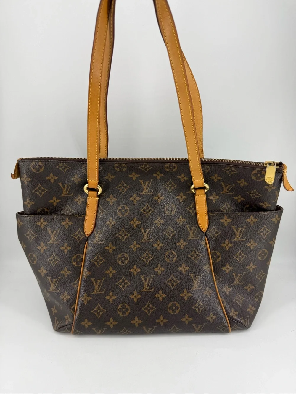 Louis Vuitton Totally Monogram Canvas Shoulder Tote - Picture 2 of 13
